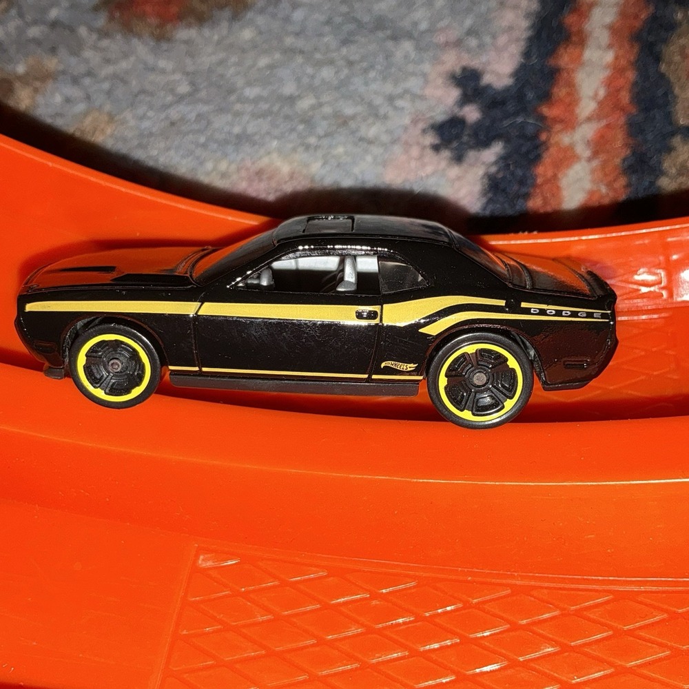 2020 Hot Wheels Multi Pack Exclusive '08 Dodge Challenger black
